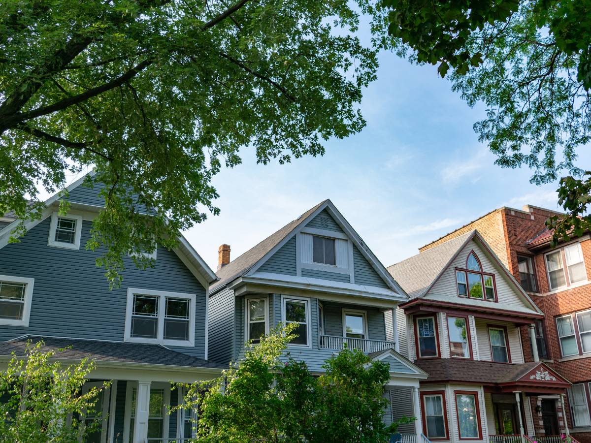 How Long Does Exterior Paint Last in Atlanta’s Climate? - American Houses
