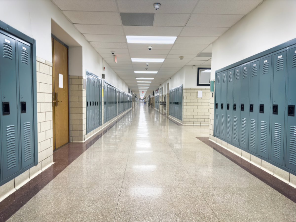 5 Signs Your School Needs a Paint Refresh This Year - school corridor